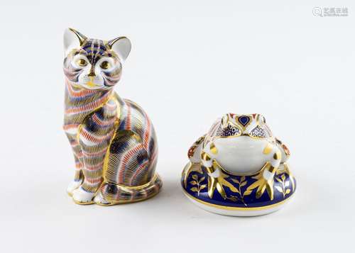 A Royal Crown Derby figure of a cat,