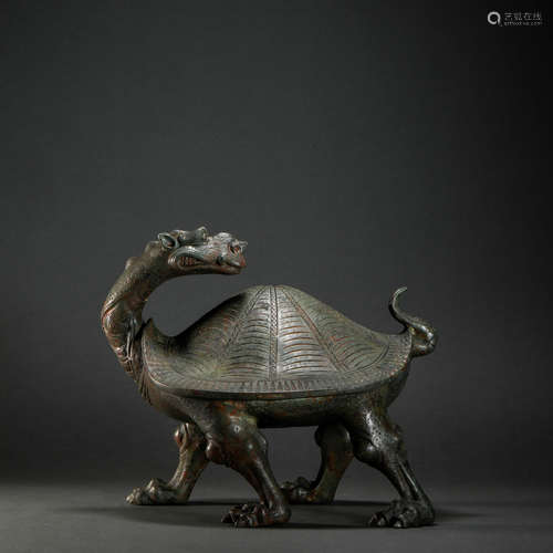 Bronze Ornament in Beast form from Tang