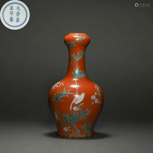 Famille Rose Floral Vase in Garlic Form from Qing