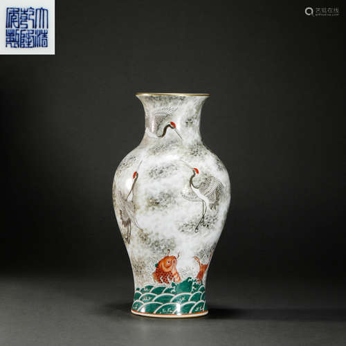 Kiln Showing Vase in Crane Grain from Qing