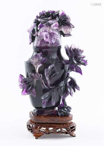 A Chinese amethyst vase and cover, 7 in. (18 cm)