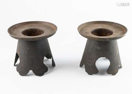 A pair of cast iron incense burners. (2)