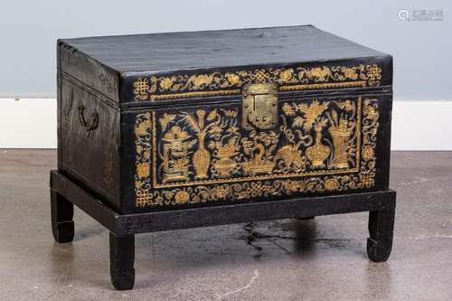 A Chinese black lacquered pigskin chest, 19 x 25 3/4 x 16 3/...