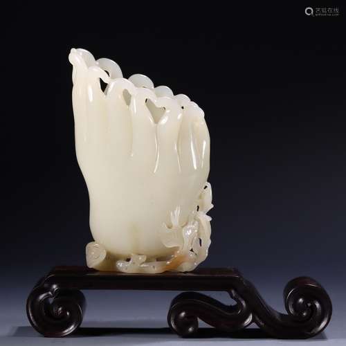 chinese hetian jade vase with finger citron design