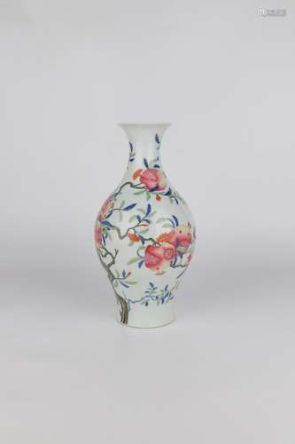 chinese famille rose porcelain olive-shaped vase