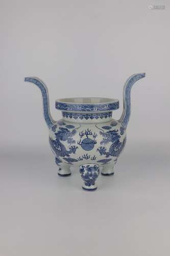 chinese blue and white porcelain incense burner