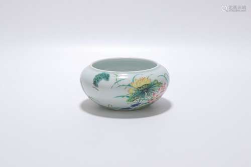 chinese famille rose porcelain brush washer