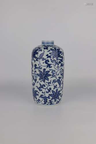 chinese blue and white porcelain vase