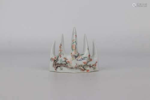 chinese famille rose porcelain brush holder