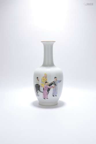 chinese famille rose porcelain vase