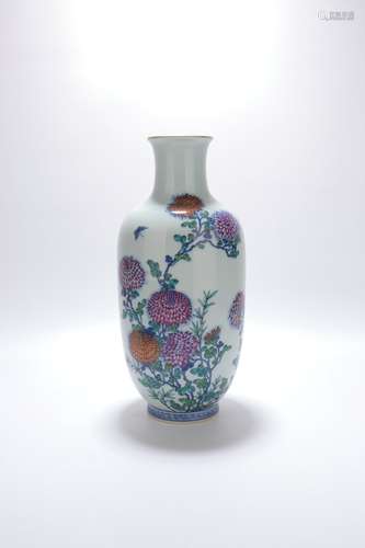 chinese famille rose porcelain vase