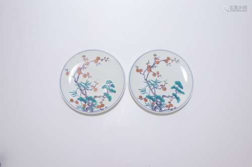 pair of chinese doucai porcelain dishes