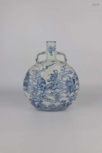 chinese blue and white porcelain moonflask