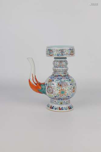 chinese doucai porcelain pot