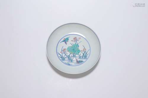 chinese doucai porcelain dish