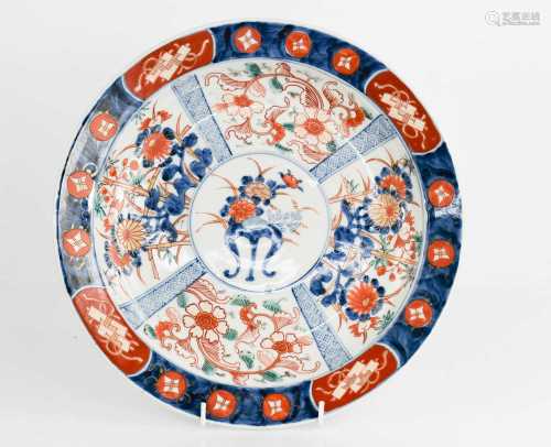 A 19th century Chinese dish, depicting jardinere and flowers...