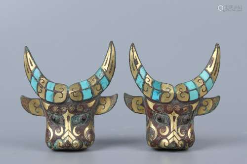 Chinese A Pair Of Bronze Gold Painted Ornament