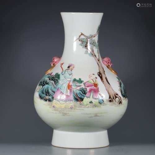 Chinese Qing Dynasty Yongzheng Famille Rose Porcelain Vessel