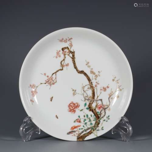 Chinese Qing Dynasty Yongzheng Famille Rose Porcelain Plate