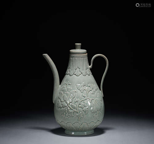 Yue kiln hip flask, Song Dynasty