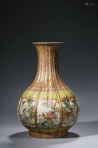 Pastel melon rib window bottle, Qing Dynasty, China