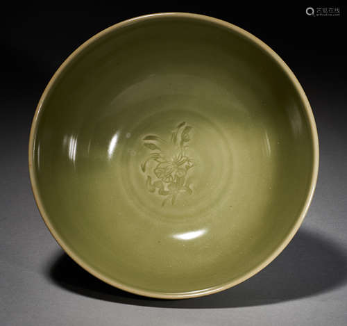 Longquan Kiln Bowl, Song Dynasty