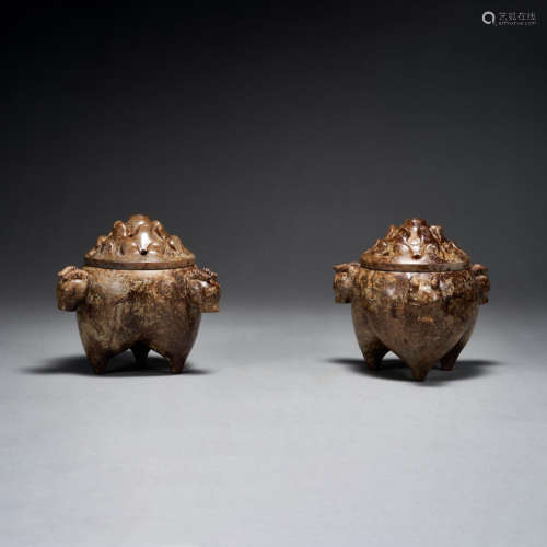 A pair of three sheep jade aromatherapy, Han Dynasty