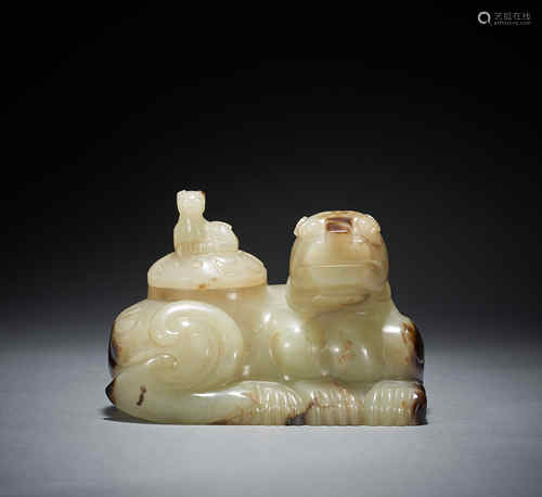 Hetian Jade Beast in Han Dynasty