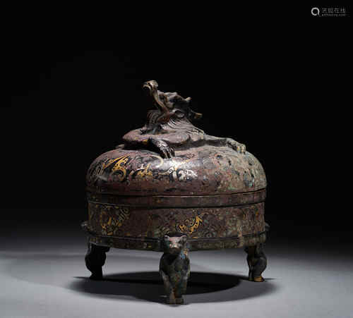 Three-legged furnace with gold and silver in Han Dynasty