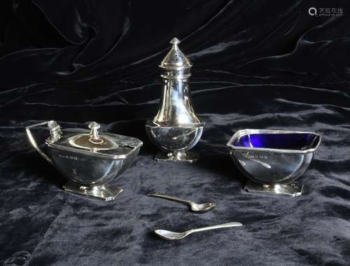 A Cased Silver Cruet Set hallmarked Birmingham 1947 with Ern...