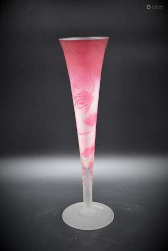Vase art nouveau en cristal du Val st Lambert doublé rouge g...