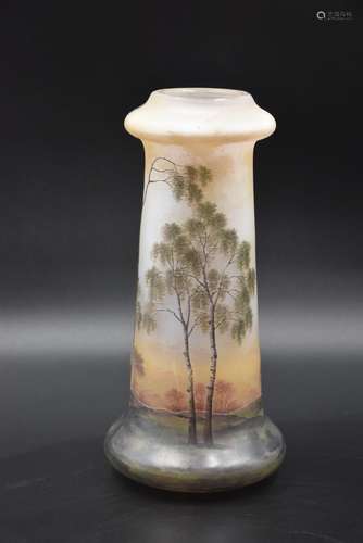 Antonin DAUM (1864_1930). Vase en verre multicouches dégagé ...