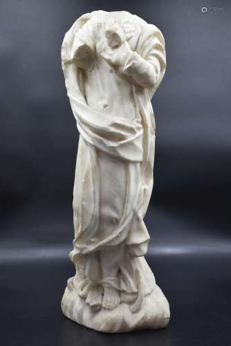 Fragment ancien d'une sculpture en marbre de Carrare. Probab...