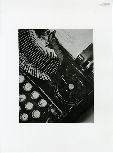 TINA MODOTTI - The Typewriter of Julio Antonio Mella -