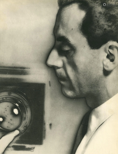 MAN RAY - Man Ray Self-Portrait - Original vintage