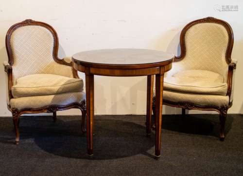 Round Table + 2 armchairs style Louis XVI