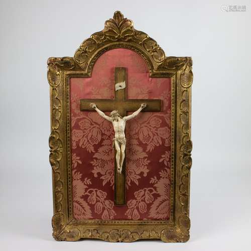 Ivory crucifix around 1700