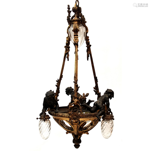 lampadario con putti in bronzo dorato e patinato ,