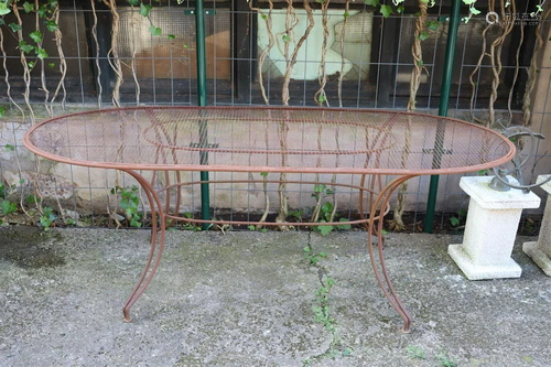 Oval iron garden table