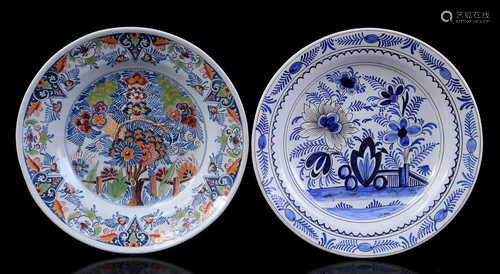 2 earthenware dishes