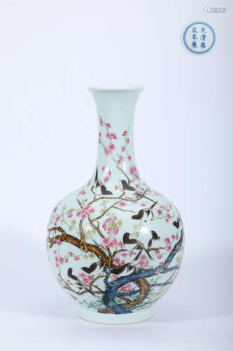 Famille Rose Magpies Globular Vase