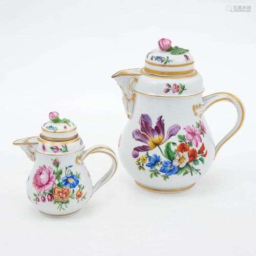 2 Kannen Blumen. Meissen 1850-1924.