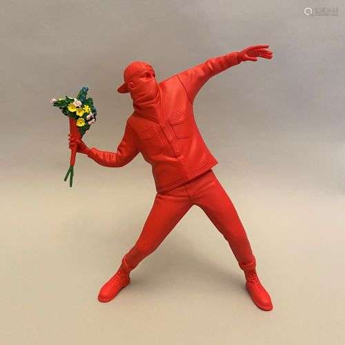 BANKSY (d’après) Flower bomber (Red) 2019 Résine polystone M...