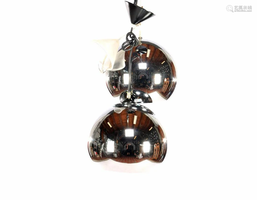 2 chrome hanging lamps