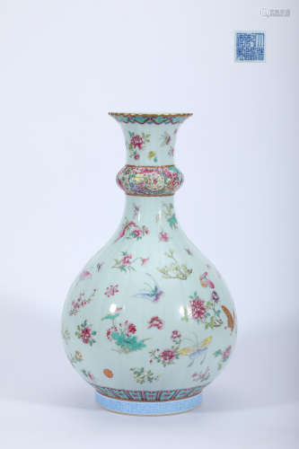 Famille Rose Butterfly Flower Pear Vase