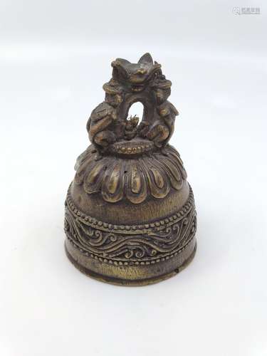 TRAVAIL ASIATIQUE CLOCHE de temple en bronze Diam : 12 x 7,5...