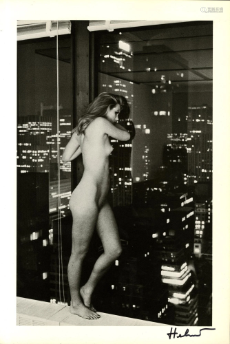 HELMUT NEWTON - Patti Hansen over Manhattan - Original