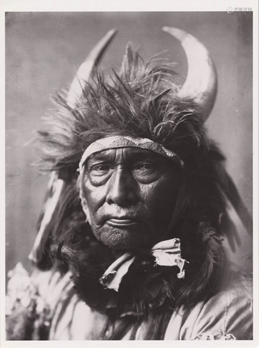 EDWARD S. CURTIS - Bull Chief, Crow - Original