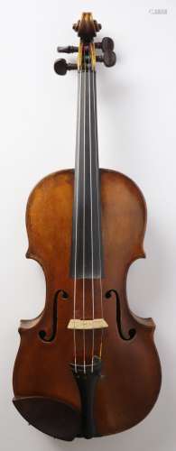 Violon allemand du XVIIIème siècle, attribué à George Kloz. ...