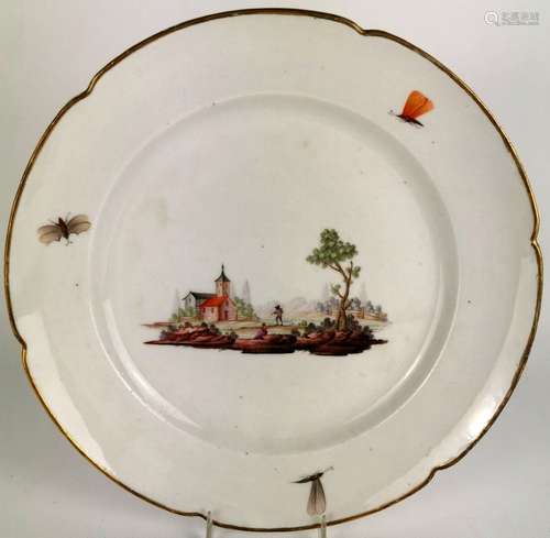 NIDERVILLER. Assiette en porcelaine à décor d'un paysage ani...